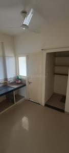 Kitchen Image of 1076 Sq.ft 2 BHK Apartment / Flat for rent in Ahmedabad Cantonment Ahmedabad for Rs. 17500