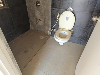 Bathroom Image of 2406 Sq.ft 3 BHK Apartment / Flat for sale in Sandesh Shompole, Thaltej Ahmedabad for Rs. 22500000