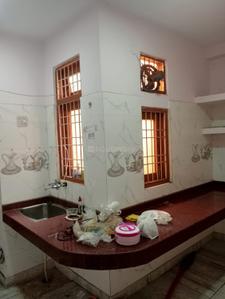 Kitchen Image of 450 Sq.ft 1 BHK Builder Floor for rent in Munirka New Delhi for Rs. 16000