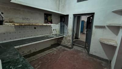 Kitchen Image of 1200 Sq.ft 4 BHK Independent House for sale in Bangla Bazar Lucknow for Rs. 4500000