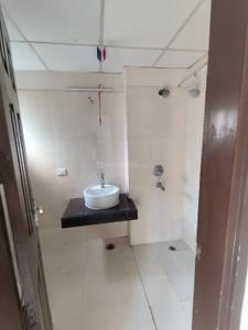 Image of 1045 Sq.ft 2 BHK Apartment / Flat for rent in Paramount Floraville, Sector 137, Noida for Rs. 28000