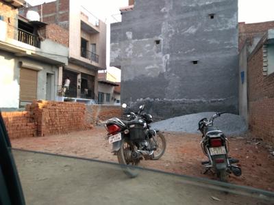 Image of 315 Sq.ft Residential Plot / Land for sale in Vinay Nagar, Faridabad for Rs. 500000