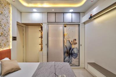 Bedroom Image of 968 Sq.ft 2 BHK Apartment / Flat for sale in Amanora Gold Towers, Hadapsar Pune for Rs. 13300000