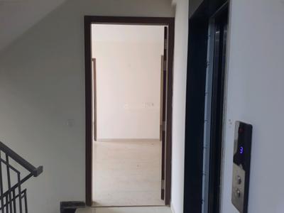 Main Entrance Image of 1250 Sq.ft 3 BHK Builder Floor for sale in Smartworld Gems, Sector 89 Gurgaon for Rs. 15300000