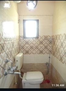 Bathroom Image of 900 Sq.ft 2 BHK Independent House for rent in Vanasthalipuram Hyderabad for Rs. 14000