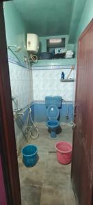 Bathroom Image of 800 Sq.ft 2 BHK Apartment / Flat for sale in Behala Kolkata for Rs. 3000000