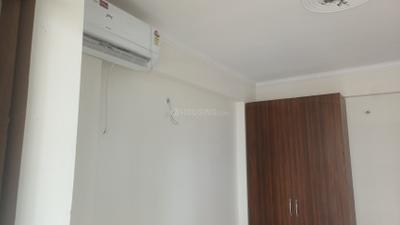 Bedroom Image of 1550 Sq.ft 3 BHK Apartment / Flat for rent in Cosmos Express 99, Sector 99 Gurgaon for Rs. 27500