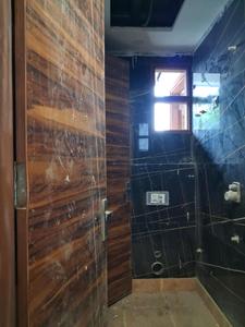Common Bathroom Image of 1550 Sq.ft 4 BHK Apartment / Flat for sale in JMD Siddhi Vinayak, Sector 73 Noida for Rs. 8500066