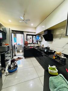 Kitchen Image of 3150 Sq.ft 4 BHK Apartment / Flat for sale in Satyamev Elysium, Sola Ahmedabad for Rs. 35000000