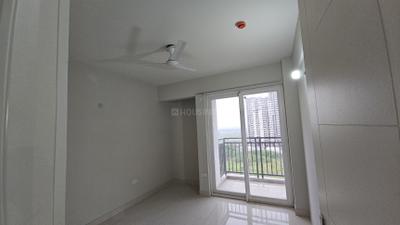 Bedroom Image of 1404 Sq.ft 3 BHK Apartment / Flat for sale in Eldeco Live By The Greens Phase 1, Sector 150 Noida for Rs. 16000000