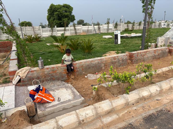 Spiti Palm Estate Main Image 1