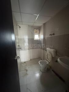 Bathroom Image of 610 Sq.ft 2 BHK Apartment / Flat for sale in Signature Global Grand IVA, Sector 103 Gurgaon for Rs. 8200000