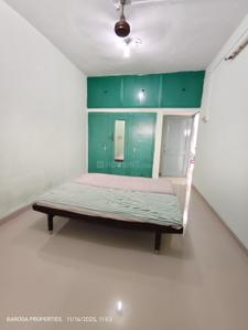 Bedroom Image of 1000 Sq.ft 2 BHK Builder Floor for rent in Subhanpura Vadodara for Rs. 15500