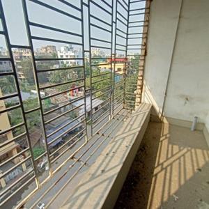 Balcony Image of 1210 Sq.ft 3 BHK Apartment / Flat for sale in Purbalok Kolkata for Rs. 6000000