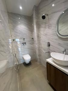 Bathroom Image of 800 Sq.ft 2 BHK Apartment / Flat for sale in SAYBA NOOR, Jogeshwari West Mumbai for Rs. 17500000