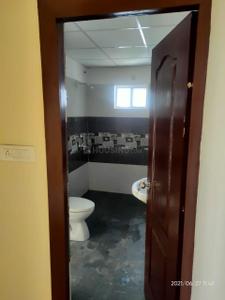 Bathroom Image of 1875 Sq.ft 4 BHK Apartment / Flat for sale in Goel Heights, Anora Kala Lucknow for Rs. 12000000
