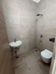 Bathroom Image of 1008 Sq.ft 3 BHK Apartment / Flat for sale in Peer Muchalla Zirakpur for Rs. 6000000
