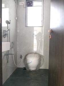 Common Bathroom Image of 650 Sq.ft 2 BHK Apartment / Flat for sale in Mulund East Mumbai for Rs. 14900000