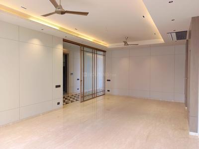 Bedroom Image of 2250 Sq.ft 3 BHK Builder Floor for sale in Panchsheel Park New Delhi for Rs. 100000000