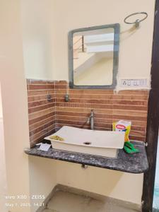 Bathroom Image of 2200 Sq.ft 4 BHK Duplex for rent in Bawadiya Kalan Bhopal for Rs. 24000