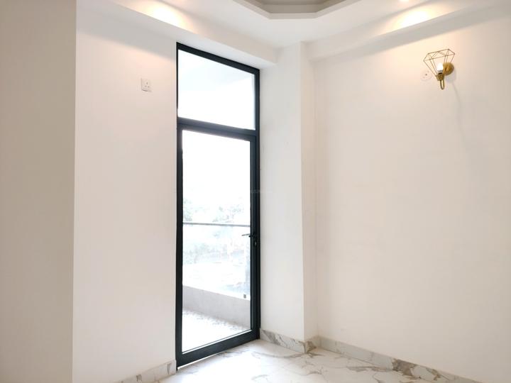 UTS Gyan Khand 1 Bedroom One 1