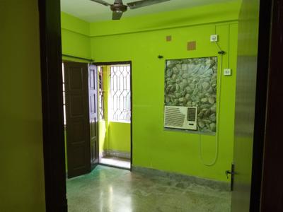 Bedroom Image of 750 Sq.ft 2 BHK Builder Floor for rent in New Alipore Kolkata for Rs. 12000
