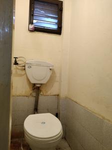 Common Bathroom One Image of 450 Sq.ft 1 BHK Apartment / Flat for sale in Sector 23B Dwarka New Delhi for Rs. 5030000
