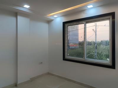 Bedroom Image of 1200 Sq.ft 4 BHK Builder Floor for sale in Rohini Sector 28 New Delhi for Rs. 16500000