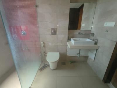 Bathroom Image of 5500 Sq.ft 4 BHK Apartment / Flat for sale in Gulbai Tekra Ahmedabad for Rs. 35000000