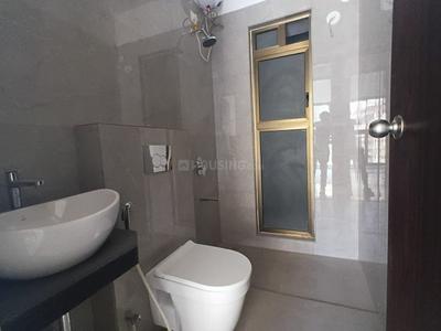Bathroom Image of 646 Sq.ft 2 BHK Apartment / Flat for sale in Raymond Ten X Habitat Raymond Realty Tower H, Thane West Thane for Rs. 18000000