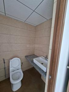 Bathroom Image of 1350 Sq.ft 3 BHK Apartment / Flat for sale in Kalpataru Immensa, Thane West Thane for Rs. 23000000