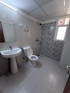 Image of 2130 Sq.ft 4 BHK Apartment / Flat for rent in Amrapali Verona Heights, Noida Extension, Greater Noida for Rs. 35000