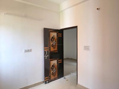 Bedroom Image of 750 Sq.ft 2 BHK Builder Floor for sale in DLF Ankur Vihar Ghaziabad for Rs. 2365465