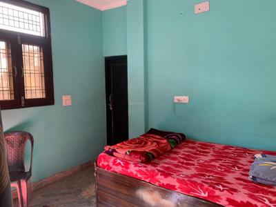 Bedroom Image of 846 Sq.ft 3 BHK Builder Floor for rent in Burari New Delhi for Rs. 14000