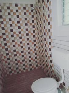 Bathroom Image of 915 Sq.ft 3 BHK Apartment / Flat for sale in Simoco Sanhita Housing Complex Precinct 8, Saduli Kolkata for Rs. 3200000