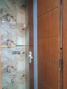 Common Bathroom Image of 1000 Sq.ft 2 BHK Apartment / Flat for sale in Capital Metro Height, Sector 72 Noida for Rs. 3750000