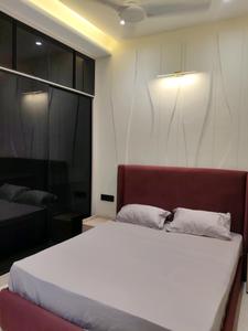 Bedroom Image of 550 Sq.ft 1 RK Builder Floor for rent in DLF Siris Estate, DLF Phase 3 Gurgaon for Rs. 21000