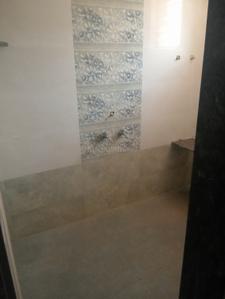 Bathroom Image of 700 Sq.ft 1 BHK Duplex for rent in Sarnobatwadi Kolhapur for Rs. 7300