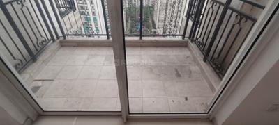 Balcony Image of 1627 Sq.ft 3 BHK Apartment / Flat for sale in DLF Capital Greens Phase 1 And 2, Karampura New Delhi for Rs. 29800000