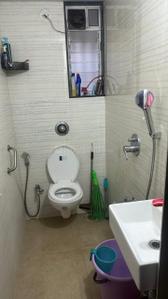 Bathroom Image of 550 Sq.ft 2 BHK Apartment / Flat for sale in Kings Hill View, Sion Mumbai for Rs. 8800000