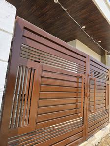 Balcony Image of 1512 Sq.ft 3 BHK Independent House for sale in Kisan Path Lucknow for Rs. 6500000