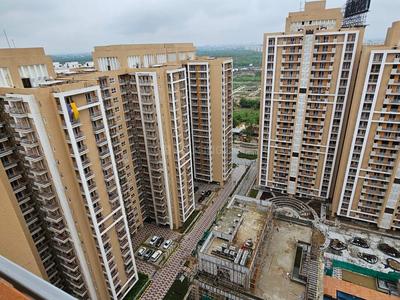 BHK 1611 Sqft Flat for sale at Gomti Nagar Extension, Amar