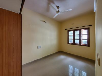 Bedroom Image of 950 Sq.ft 2 BHK Builder Floor for rent in Electronic City Bengaluru for Rs. 19500