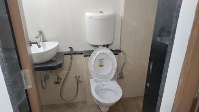Image of 900 Sq.ft 2 BHK Apartment / Flat for rent in Worli, Mumbai for Rs. 80000