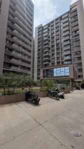 Image of 2385 Sq.ft 3 BHK Apartment / Flat for sale in Tragad, Ahmedabad for Rs. 15000000