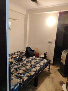Bedroom Image of 550 Sq.ft 2 BHK Builder Floor for rent in Mayur Vihar Phase 1 New Delhi for Rs. 20500