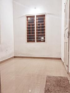 Bedroom Image of 650 Sq.ft 1 BHK Builder Floor for rent in Mundamveli Kochi for Rs. 11000