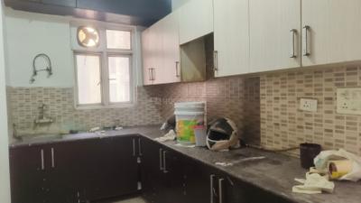 Kitchen Image of 1168 Sq.ft 3 BHK Apartment / Flat for rent in Supertech Livingston, Crossings Republik Ghaziabad for Rs. 20000