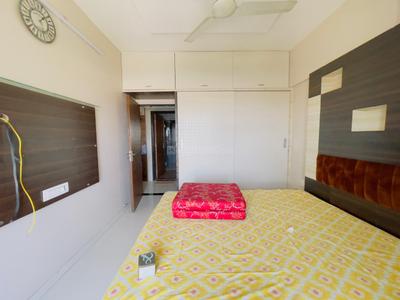 Bedroom Image of 1350 Sq.ft 3 BHK Apartment / Flat for sale in Empress Tower, Vasai West Vasai for Rs. 12500000