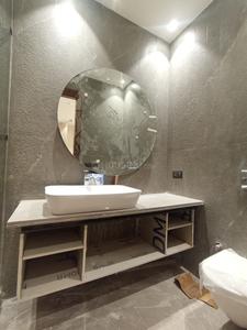 Bathroom Image of 2700 Sq.ft 4 BHK Duplex for sale in Sarvodaya Enclave New Delhi for Rs. 150000000